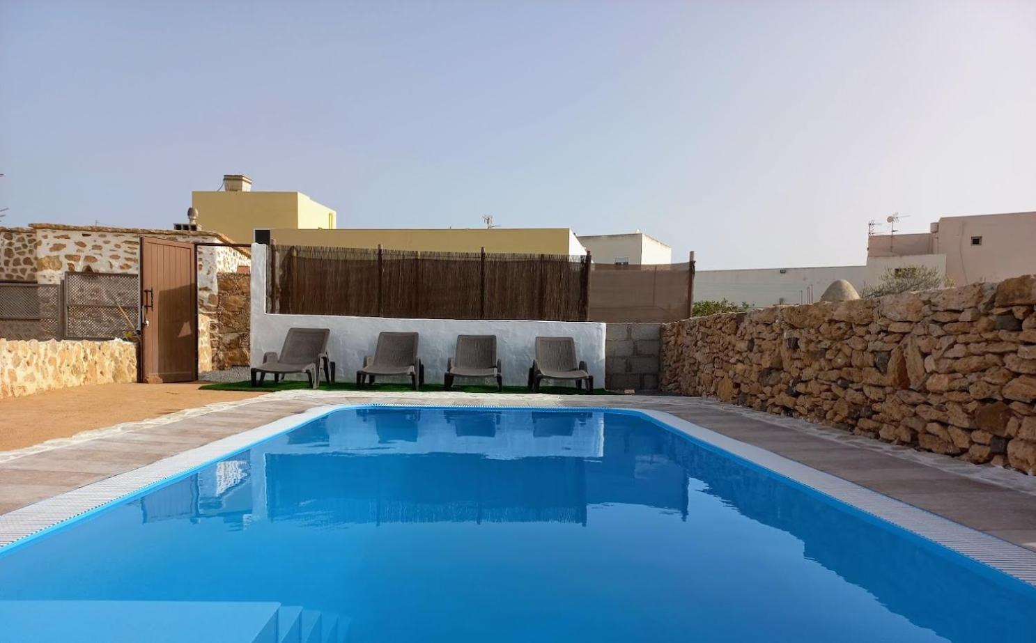 Encantadora Casita Con Molino Y Piscina Antigua  Exteriér fotografie